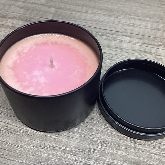 Blackberry Woods - Picture 2 of 2